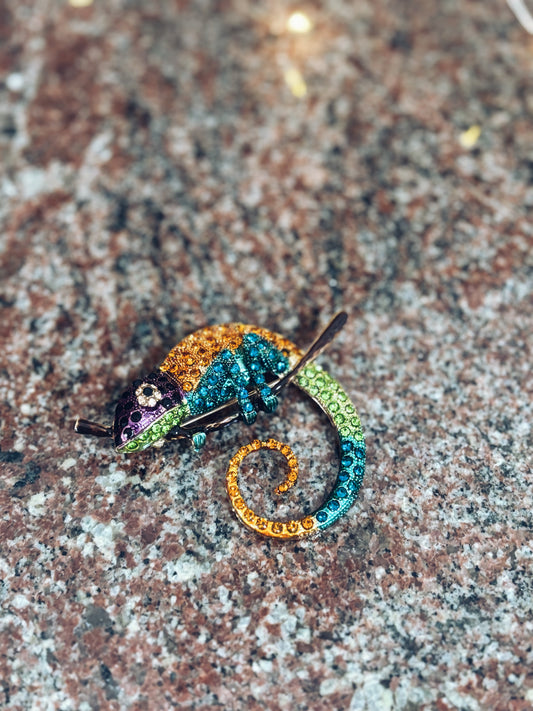 Spilla gioiello a forma di camaleonte con strass